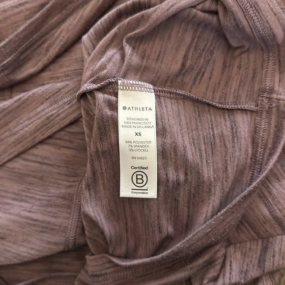 Athleta FLOW TOP ESSENCE SPACEDYE ColorFlora Mauve/ Spiced Cabernet size XS - Picture 5 of 5